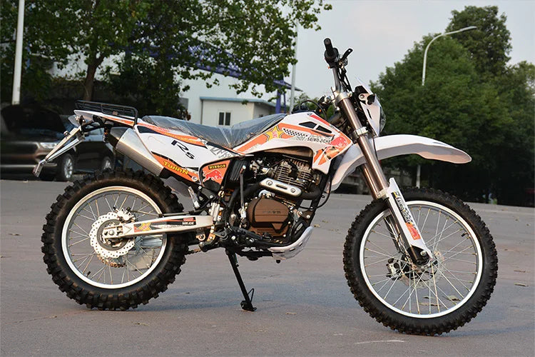 đïž Moto Cross Sai Mo 250cc â Puissance & AdrĂ©naline Off-Road