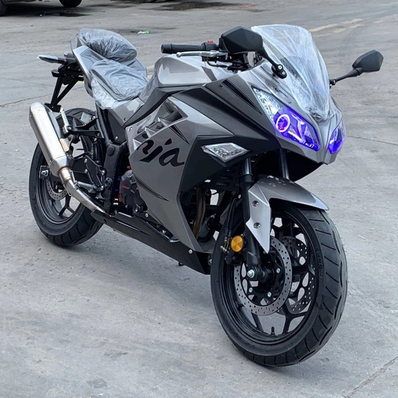 Moto Sport 250cc – Type Kawasaki Ninja, 110 km/h
