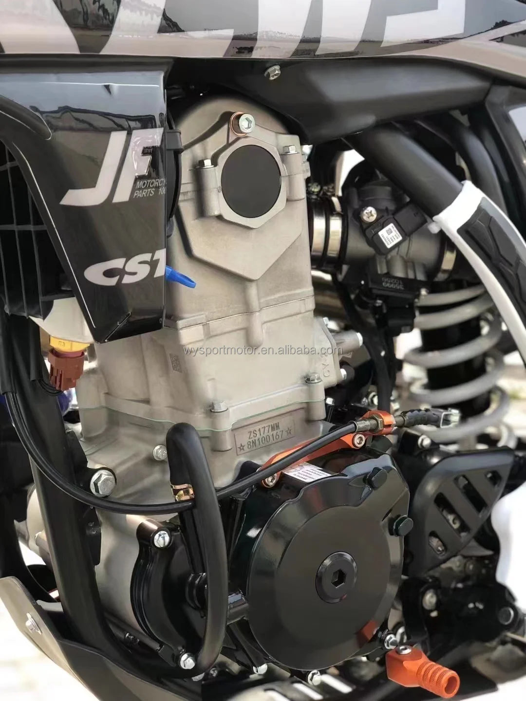 New CQR Cross Racing Dirt Bike 450cc – Puissance et Performance Tout-Terrain