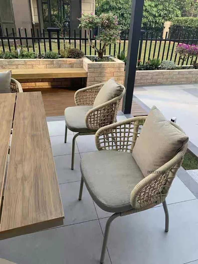 Dossiers européens chaises de jardin pour cour Protection solaire meubles d'extérieur en rotin creux meubles de Patio simples pour balcon