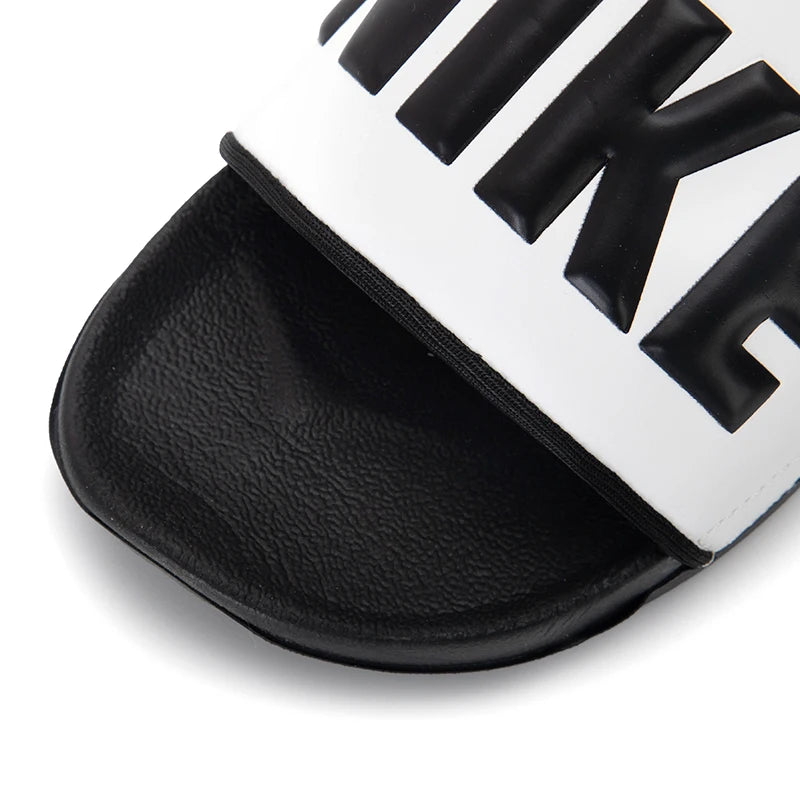 Nike Offcourt Sandales Femme – Modèle BQ4632-011