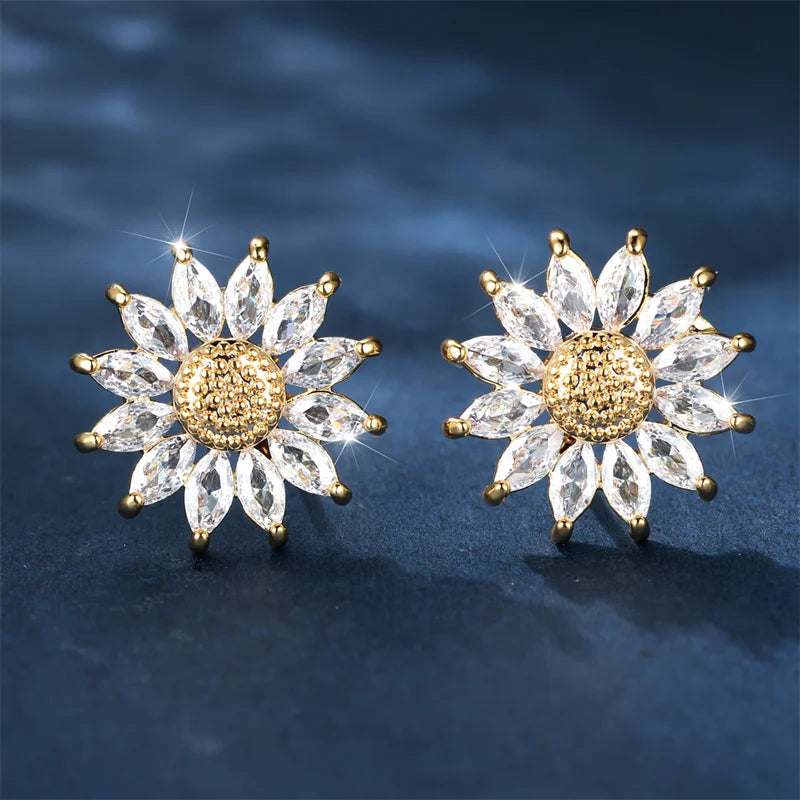 Boucles d'oreilles de luxe en pierre blanche pour femmes, couleur or, bijoux en pierre de Zircon pour femmes, breloque fleur en cristal, boucle d'oreille de mariage