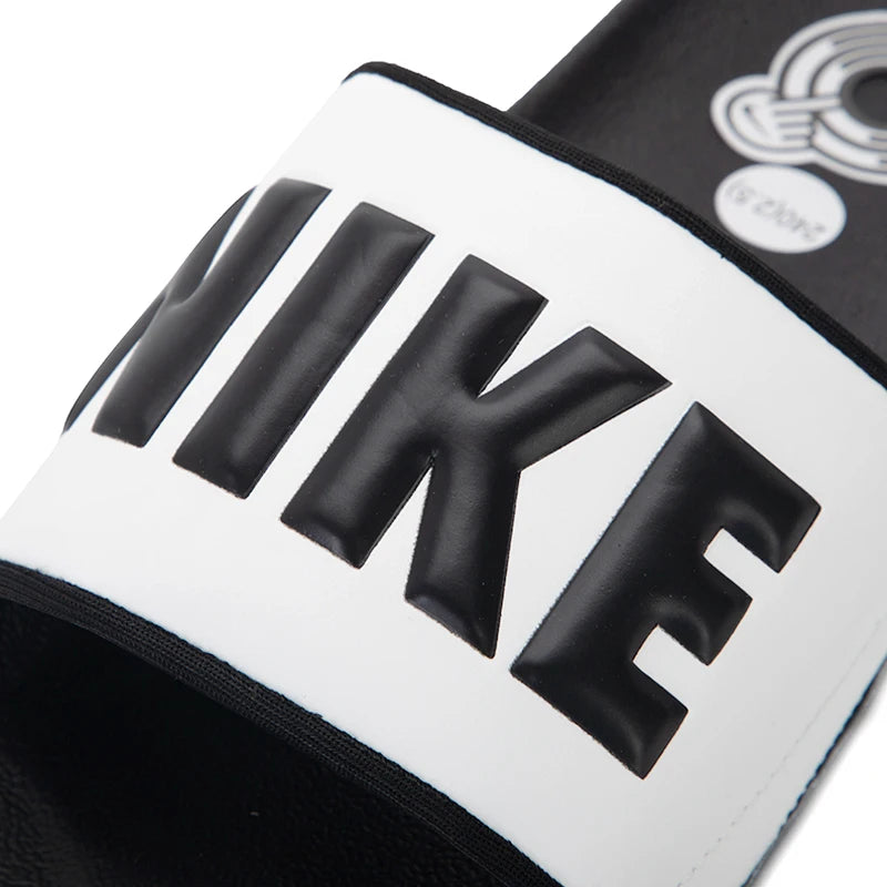 Nike Offcourt Sandales Femme – Modèle BQ4632-011