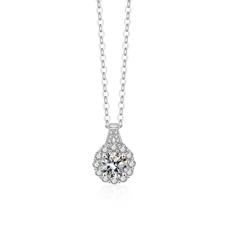 Pendentif Femme Rond en Argent 925 avec Moissanite – Style Trendy et Raffiné