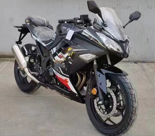 Moto Sport 250cc – Type Kawasaki Ninja, 110 km/h