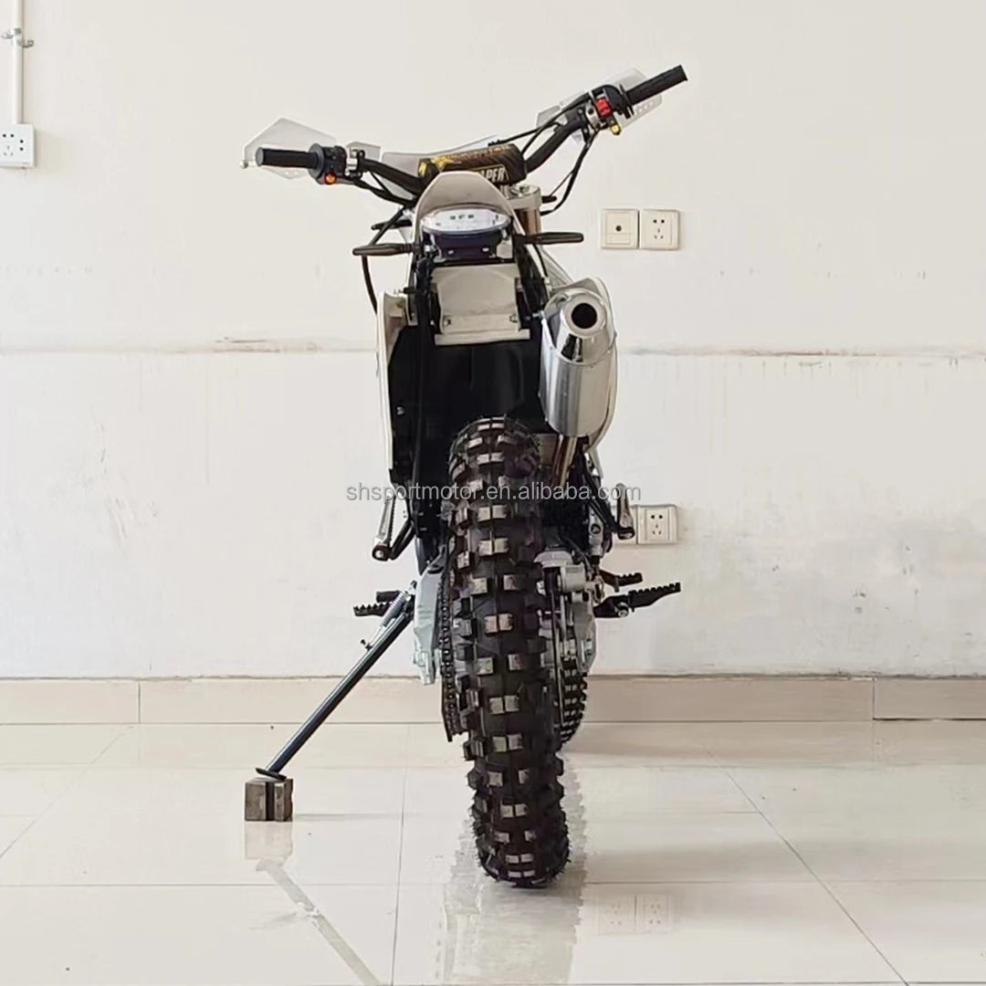 Dirt Bike 250cc SIHAO – Puissance et stabilité pour adultes
