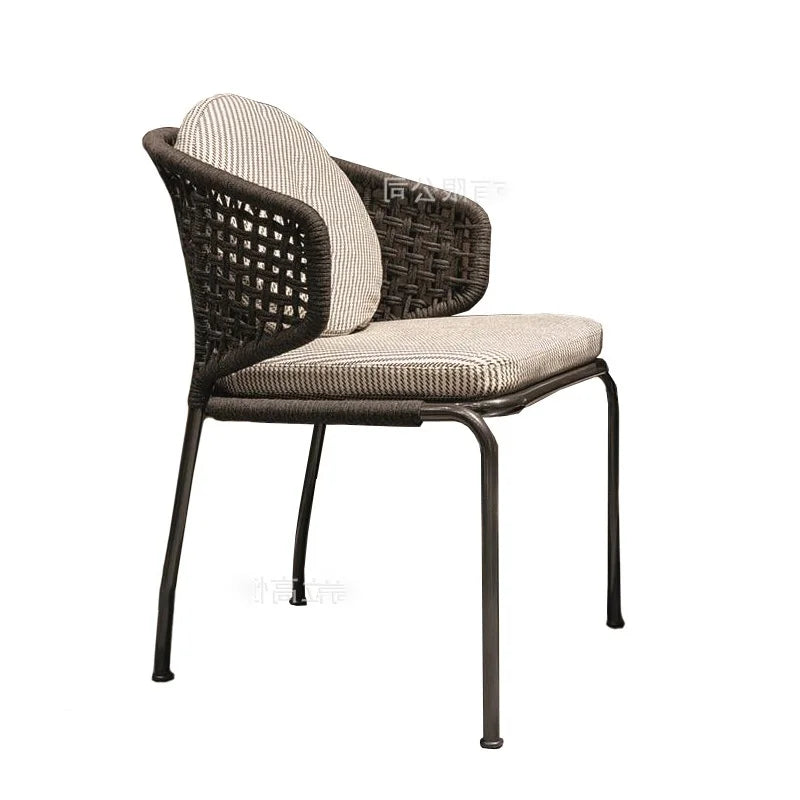 Dossiers européens chaises de jardin pour cour Protection solaire meubles d'extérieur en rotin creux meubles de Patio simples pour balcon