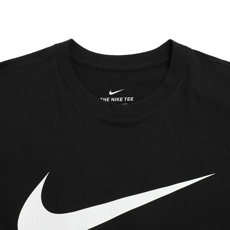 Nike Hauts à manches courtes pour hommes pour l'entraînement physique, vêtements de sport respirants et confortables, T-shirt classique à manches mi-longues avec grand logo Dc5095-010