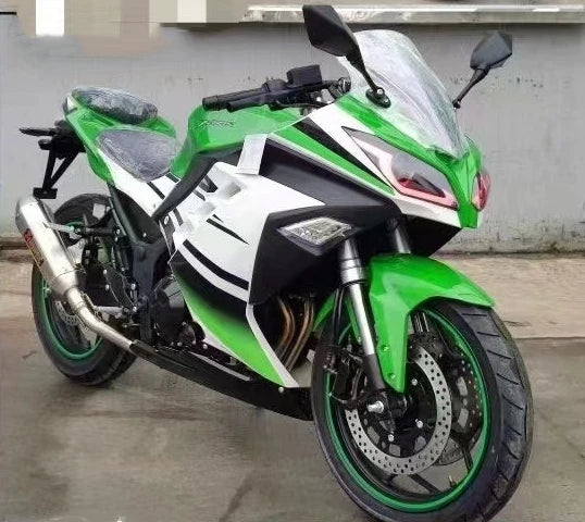 Moto Sport 250cc – Type Kawasaki Ninja, 110 km/h
