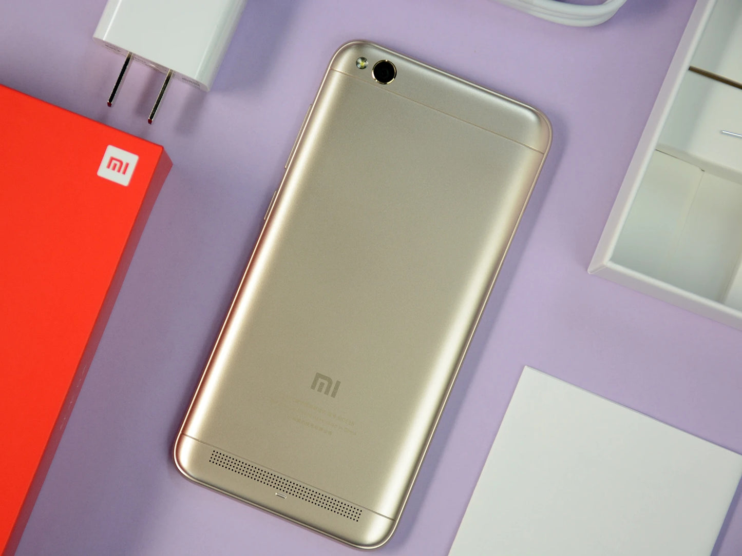Xiaomi Redmi 5A Smartphone 5" 3GB RAM 32GB ROM Snapdragon 425 Double SIM Caméra 13MP Arrière 5MP Frontale Android D'occasion