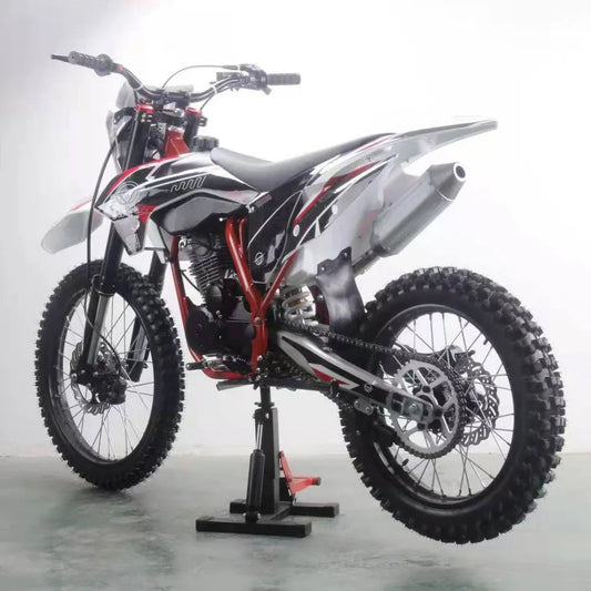 🏍️ Dirt Bike CQR 250cc – Puissance, Vitesse et Adrénaline