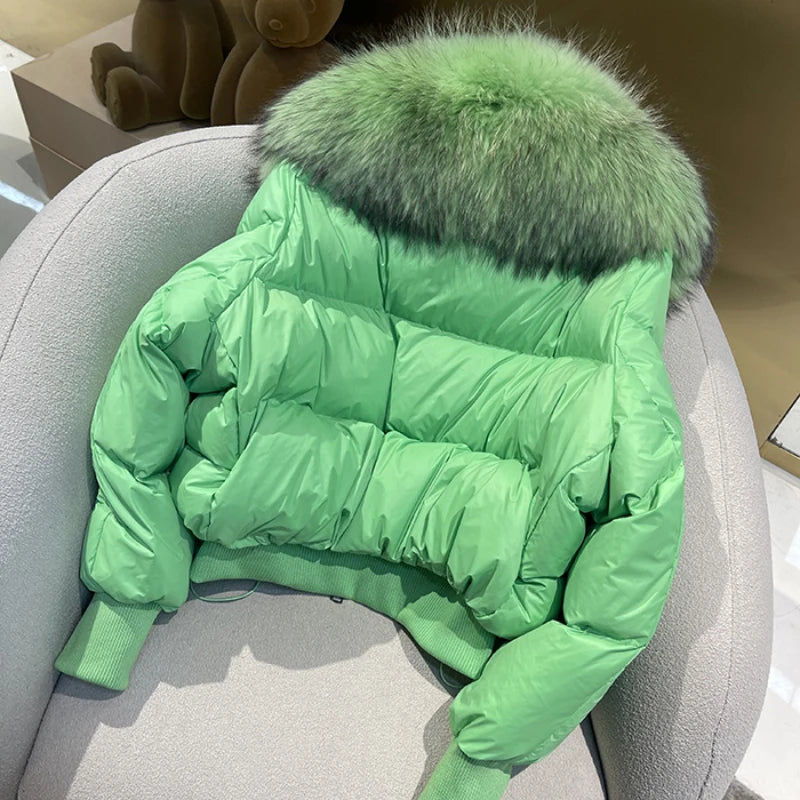 Doudoune d'hiver pour femmes avec capuche et col en fourrure naturelle