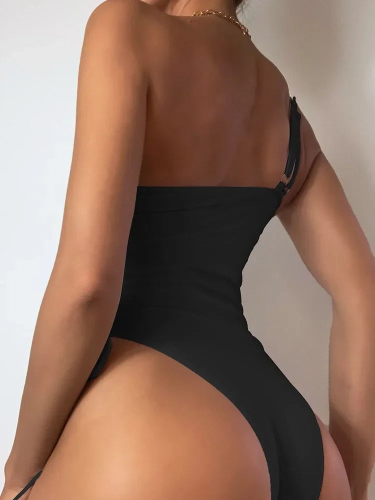 Maillot de Bain Monokini pour Femme - ParisPetitPrix.com