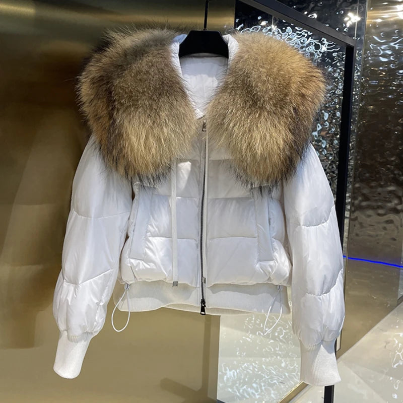 Doudoune d'hiver pour femmes avec capuche et col en fourrure naturelle