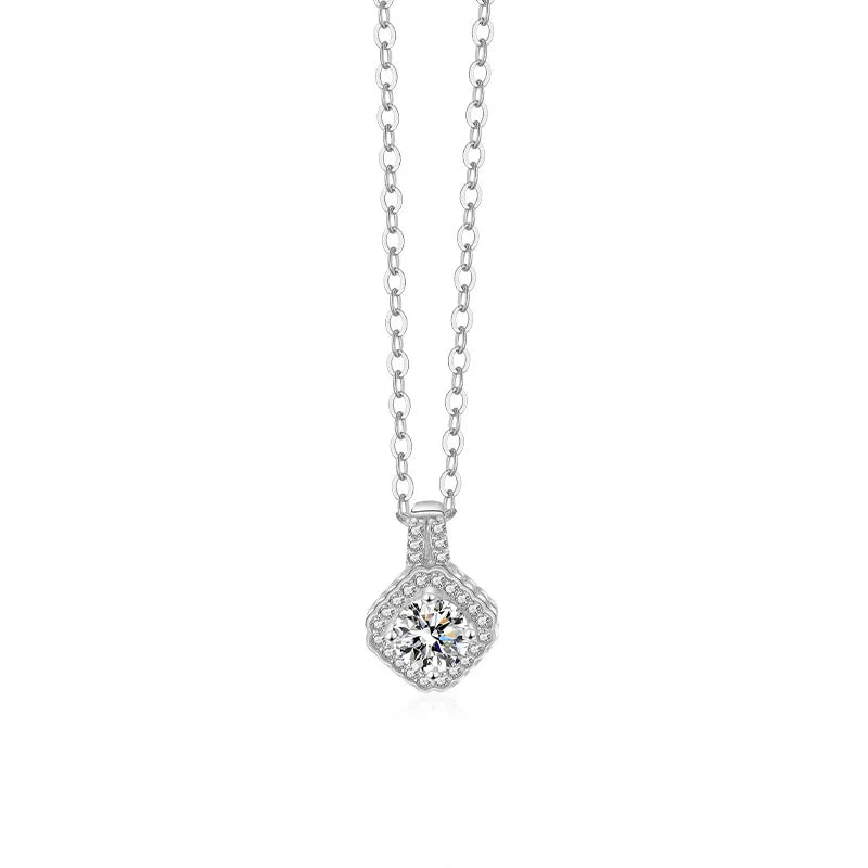 Pendentif Rond Femme Argent 925 avec Moissanite – Style Trendy et Raffiné
