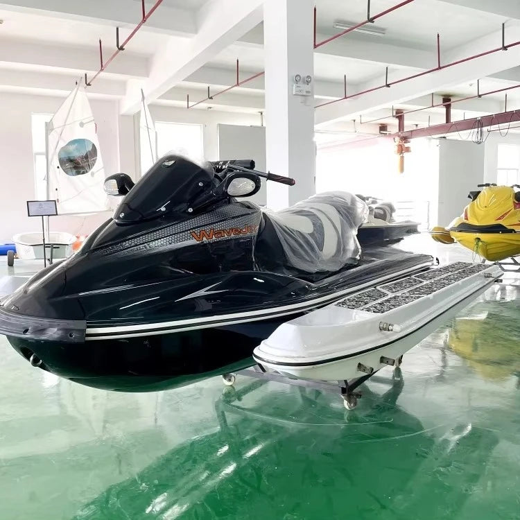 Jet Ski YTYIN LNA-J13-2 – 2 Places, Puissance 63 kW