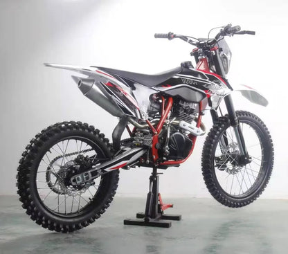 🏍️ Dirt Bike CQR 250cc – Puissance, Vitesse et Adrénaline