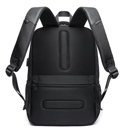 Sac à Dos Bange BG-1921 – Compact <20L avec Port USB | Sport & Voyage