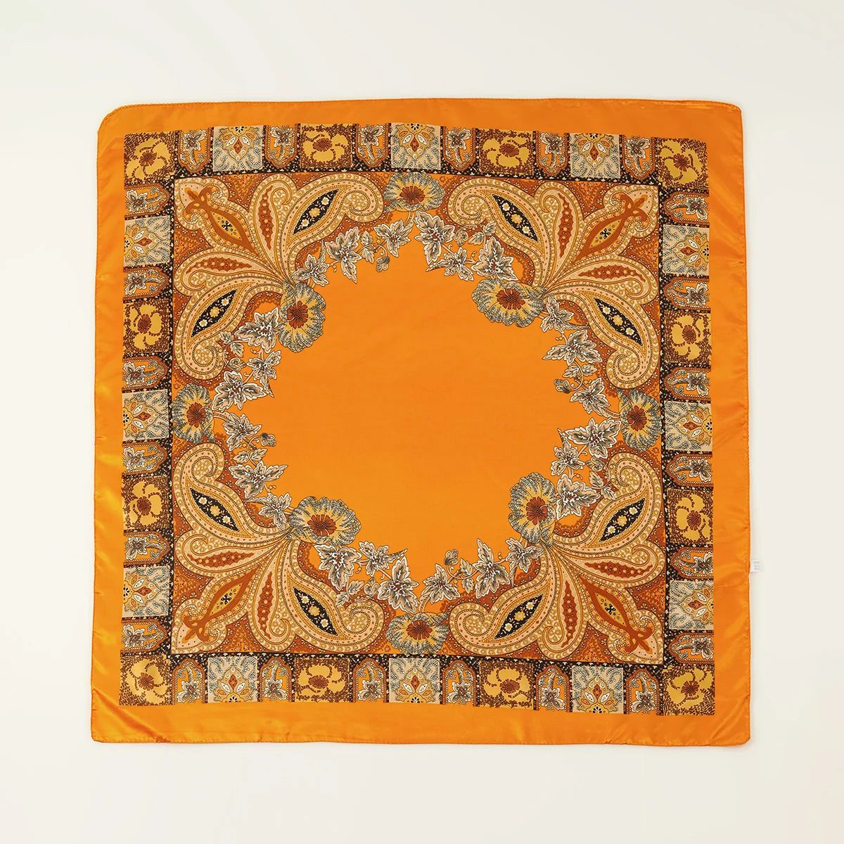 🧣 Foulard Carré Léopard LMLAVEN – Chic, Rock & Multifonction