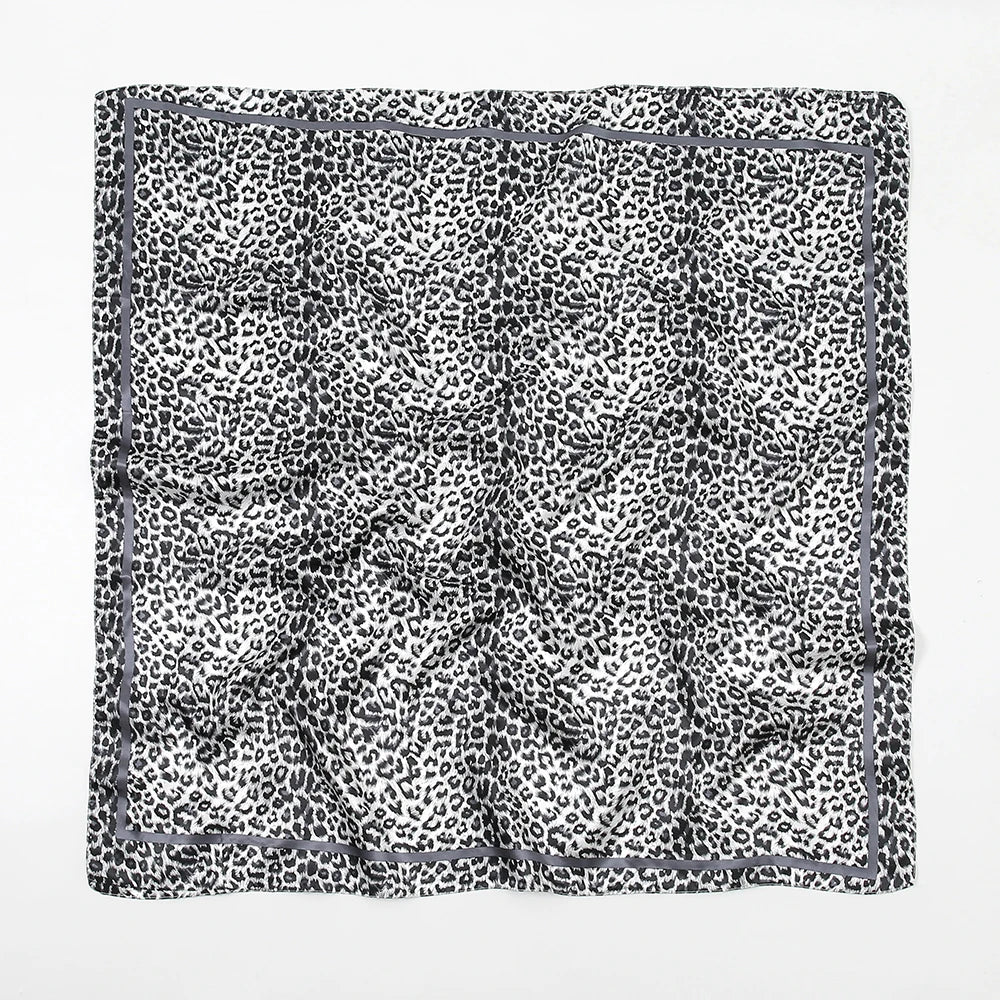 🧣 Foulard Carré Léopard LMLAVEN – Chic, Rock & Multifonction