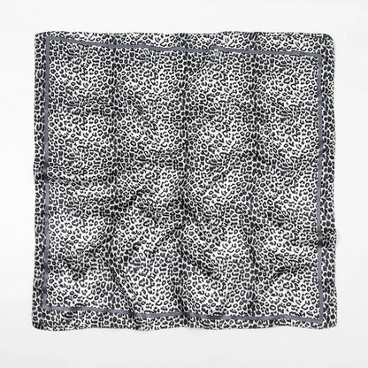 🧣 Foulard Carré Léopard LMLAVEN – Chic, Rock & Multifonction