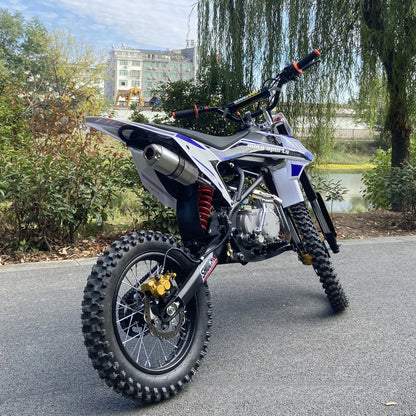 🏍️ Moto 125cc – Performance et Confort au Meilleur Prix