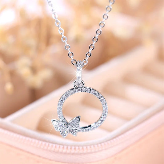 Collier pendentif papillon rond blanc pour femme, mignon, document en argent, colliers de la présidence, cadeau de bijoux de mariage, mode féminine