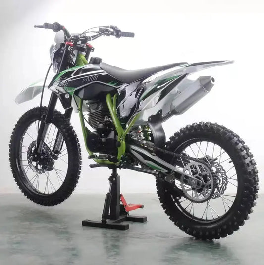 🏍️ Moto Dirt Bike CQR 250cc – 2023