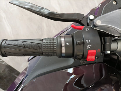 XiliMotorcycle 2025 – Moto Électrique Racing 10000W, Vitesse 180 km/h & Autonomie 220 km | ParisPetitPrix