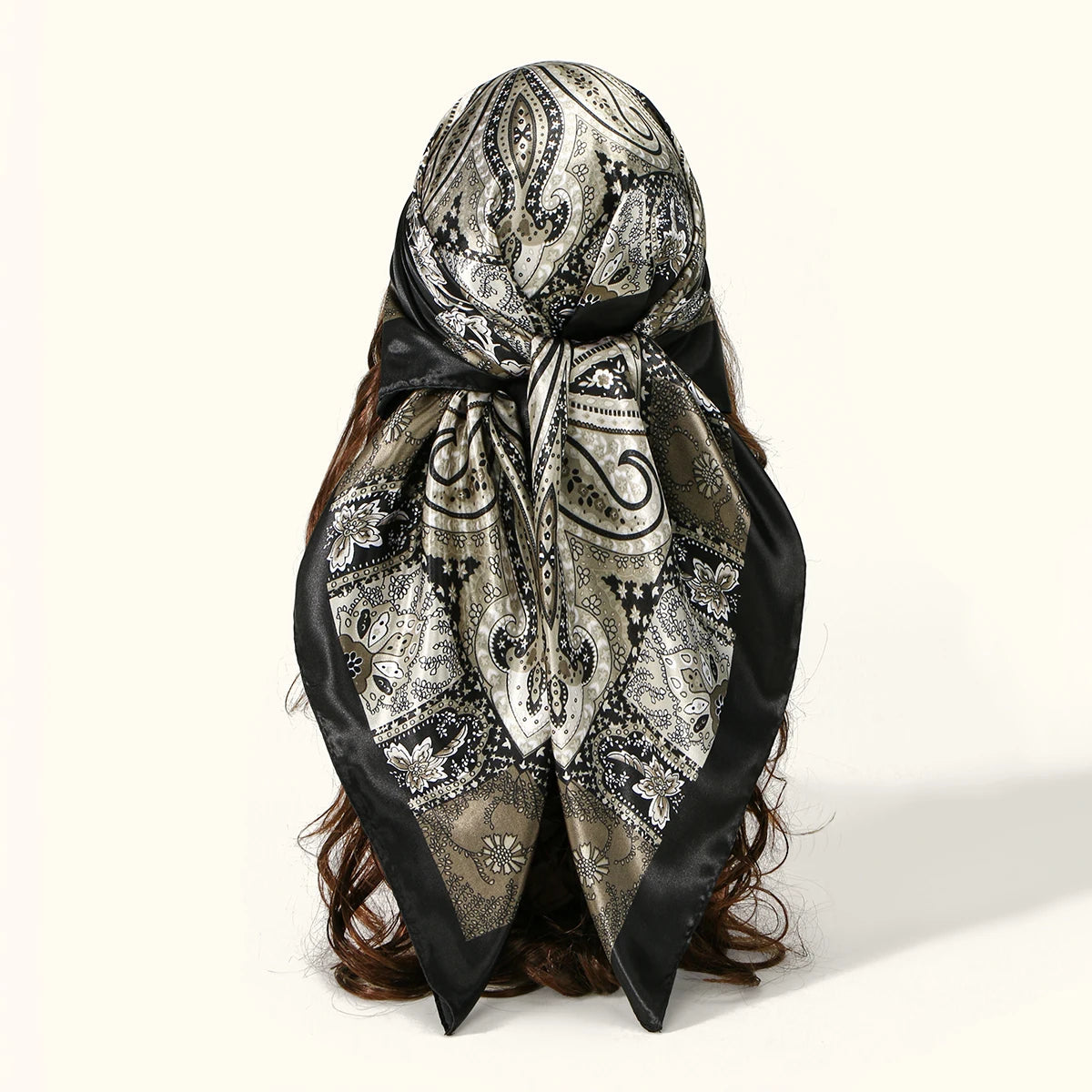 🧣 Foulard Carré Léopard LMLAVEN – Chic, Rock & Multifonction