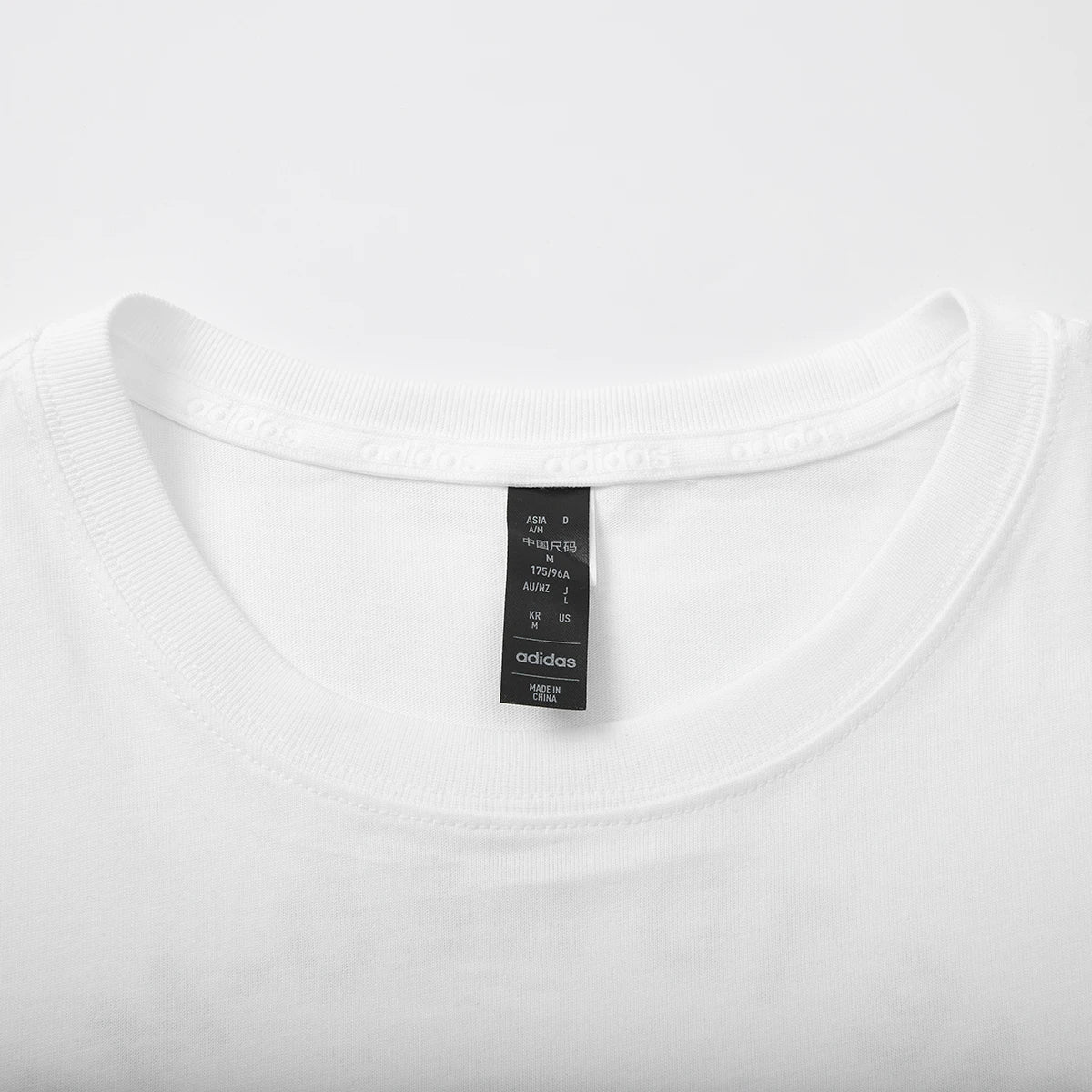 Adidas Crew Beige – T-shirt Unisexe à Col Rond avec Logo Blanc Vertical