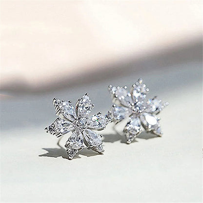 Boucles d'oreilles flocon de neige en pierre de Zircon blanc pour femmes, couleur argent, jolis bijoux de mariage pour femmes