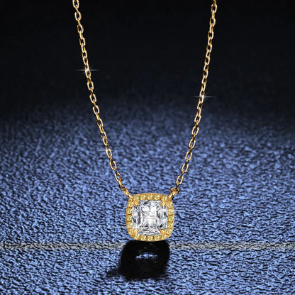 Pendentif Femme Argent 925 avec Moissanite Carré – Trendy et Raffiné