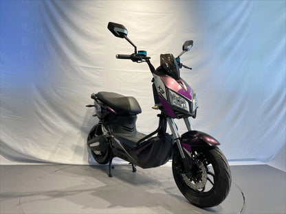 🏍️ Scooter Électrique Haute Vitesse 2000W – Pour Adultes