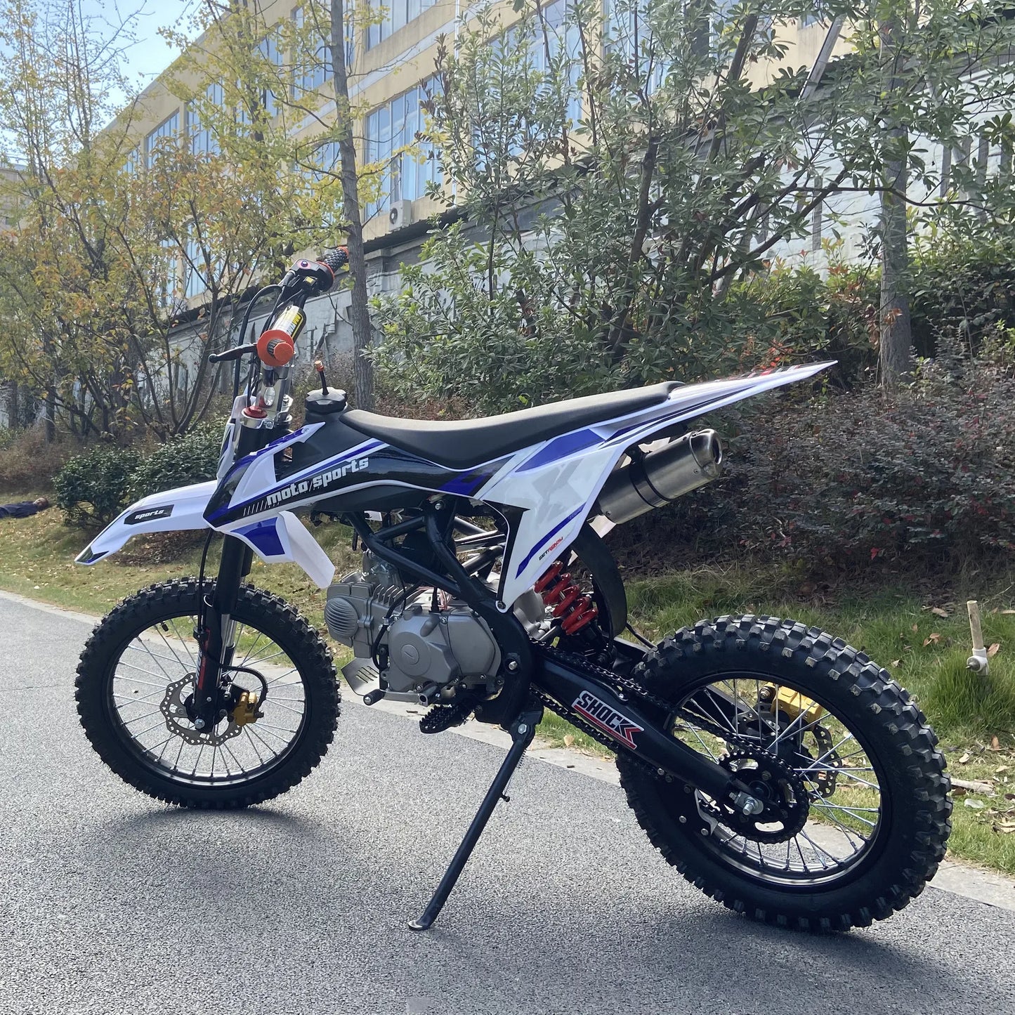 🏍️ Moto 125cc – Performance et Confort au Meilleur Prix