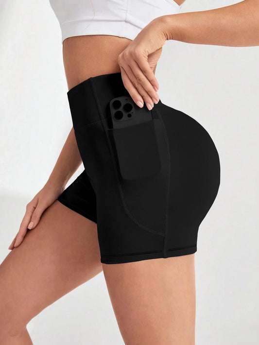 Shorts de sport pour femme, parfaits pour les activités physiques.