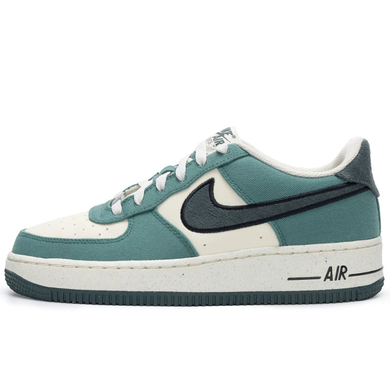 Nike chaussures pour femmes grandes chaussures pour enfants Air Force 1 Lv8 3 (Gs) chaussures de sport baskets basses décontractées Fn4731-100