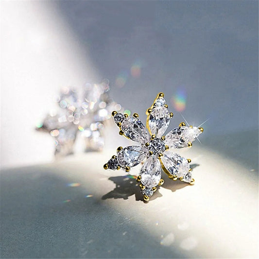 Boucles d'oreilles flocon de neige en pierre de Zircon blanc pour femmes, couleur argent, jolis bijoux de mariage pour femmes